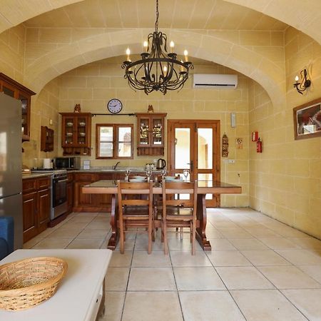 Vila Superb Maltese Farmhouse With Private Pool Victoria Exteriér fotografie